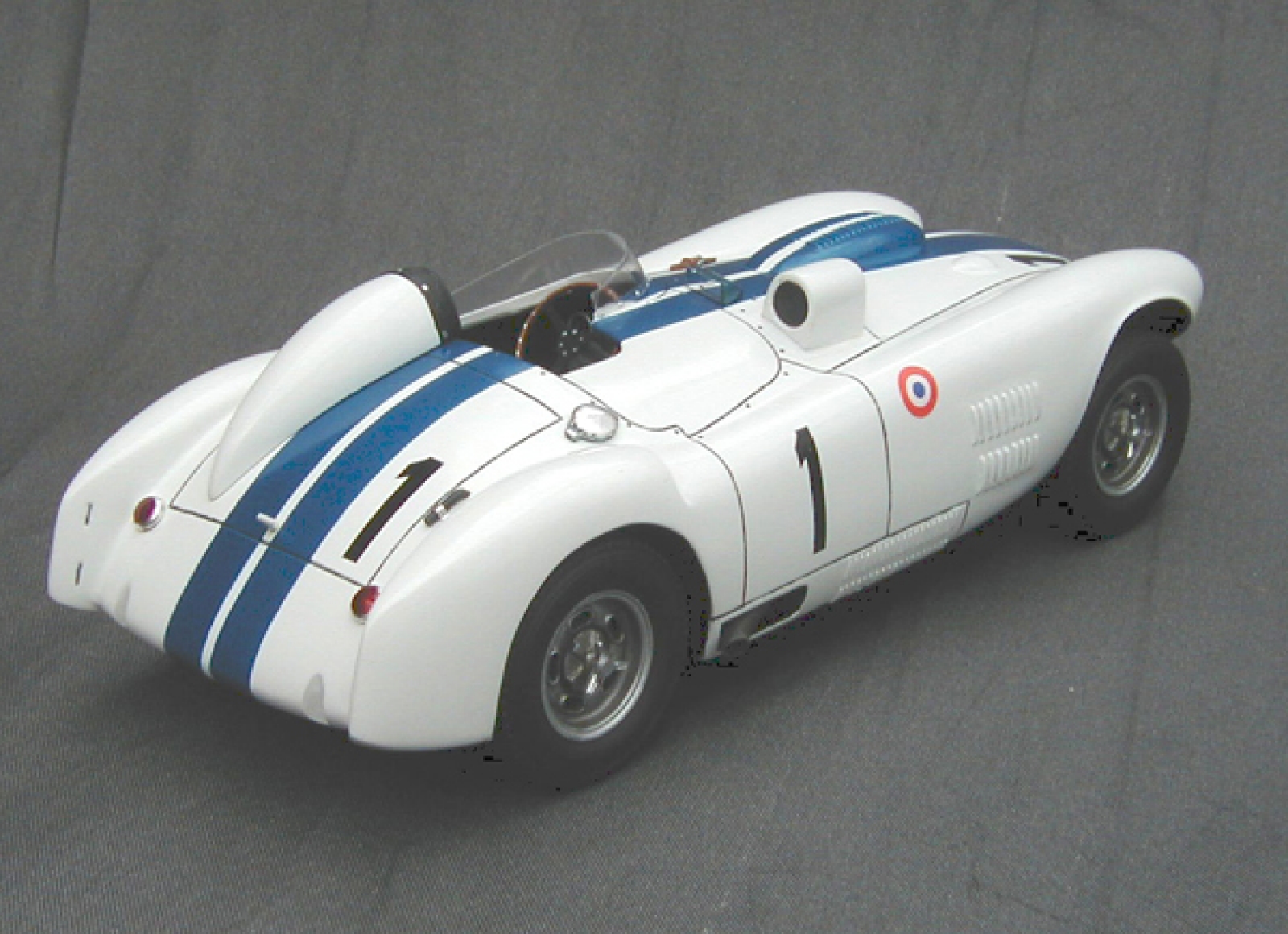 Cunningham C4R 1953/54 in 1/24